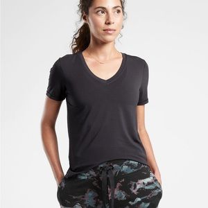 Athleta Essential V-neck Tee